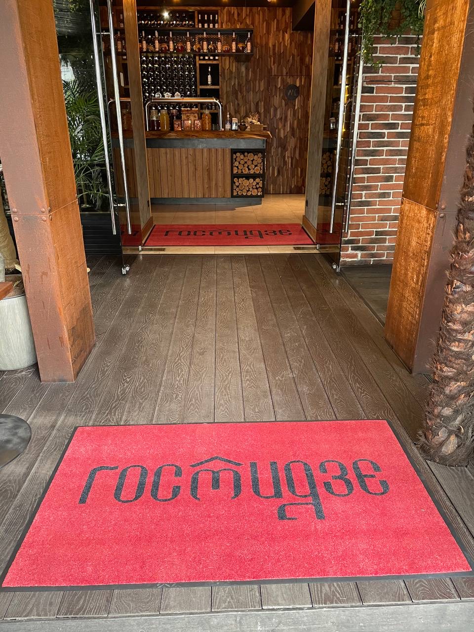 Ковер для ресторана 